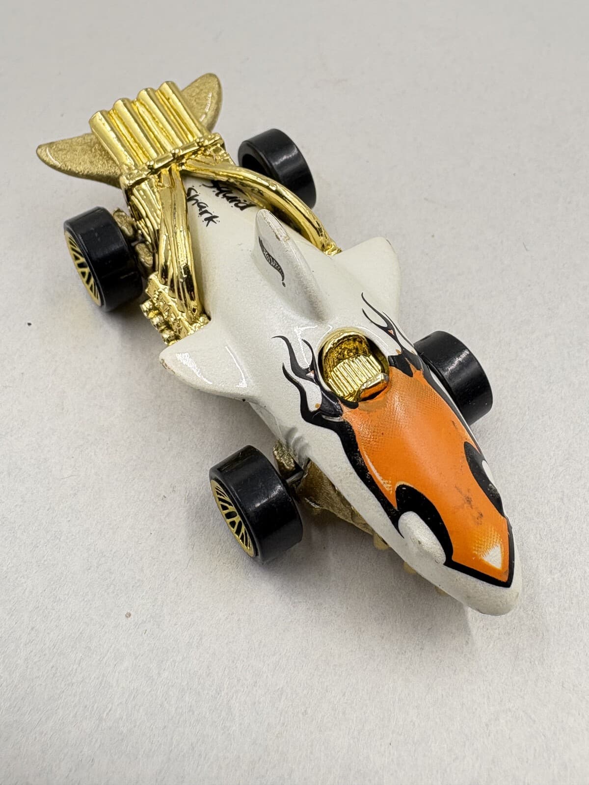 2003 Hot Wheels Sharkruiser #131 White Gold 1:64 Diecast Car Loose