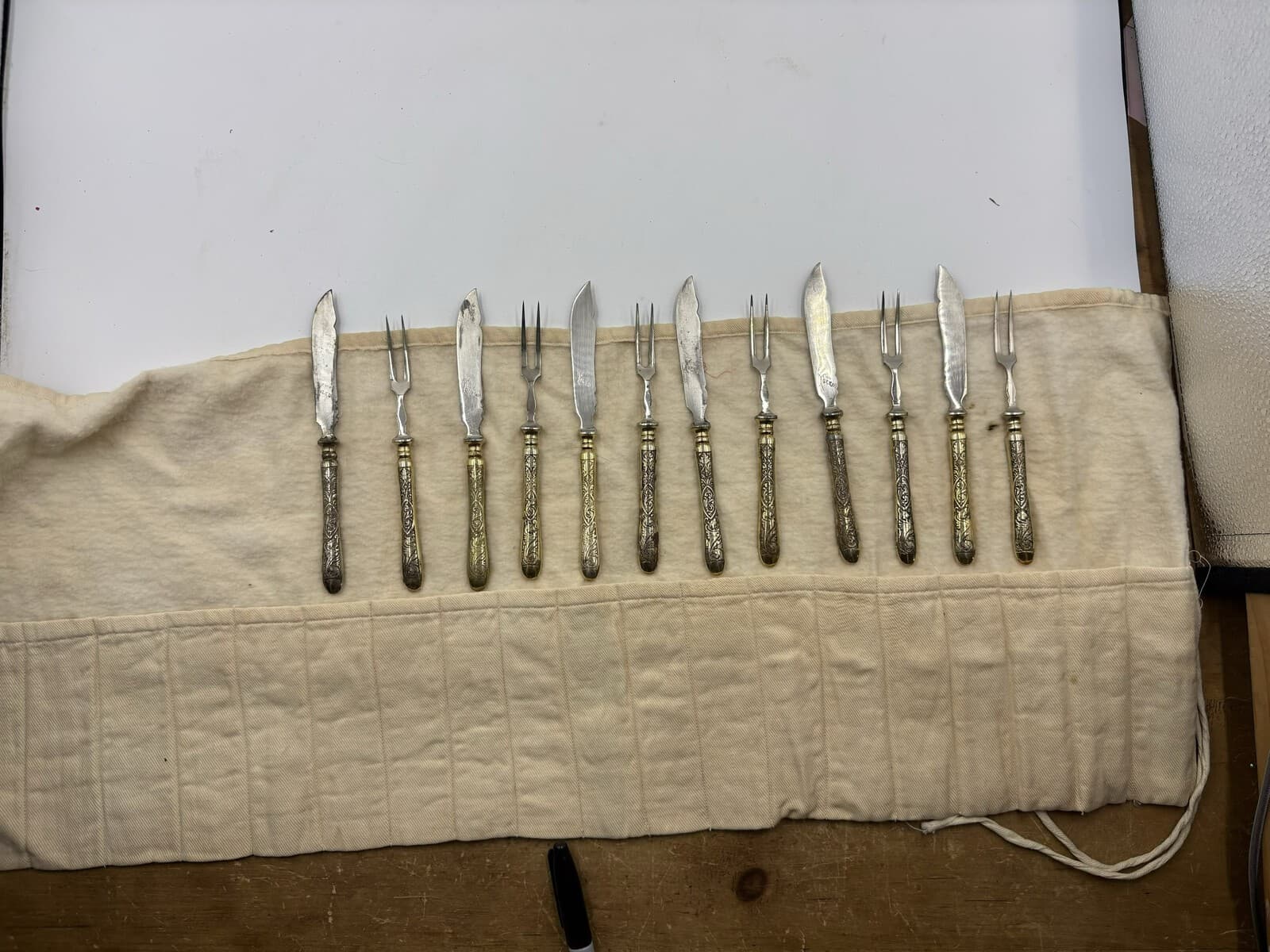 Vintage Toledo Spain Damascene 12 Pc Cheese Knife Fork Set w Roll Case