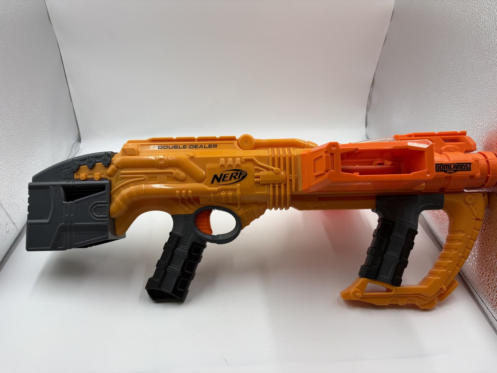 Nerf Doomlands 2169 Double Dealer Blaster B5367 w/ 2 Clips No Darts