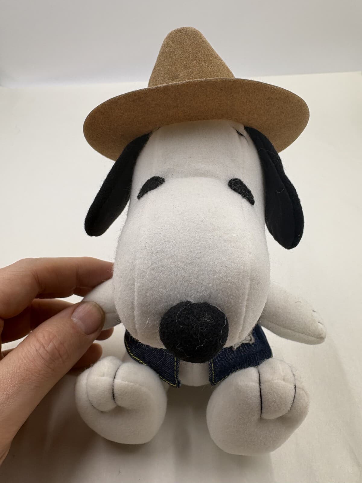 MetLife Peanuts Snoopy Cowboy Plush 11 in Denim Vest Bandana Hat