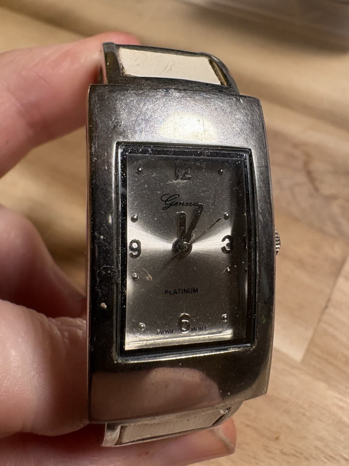 Geneva Platinum Silver Tone Rectangle Cuff Watch New Battery Working