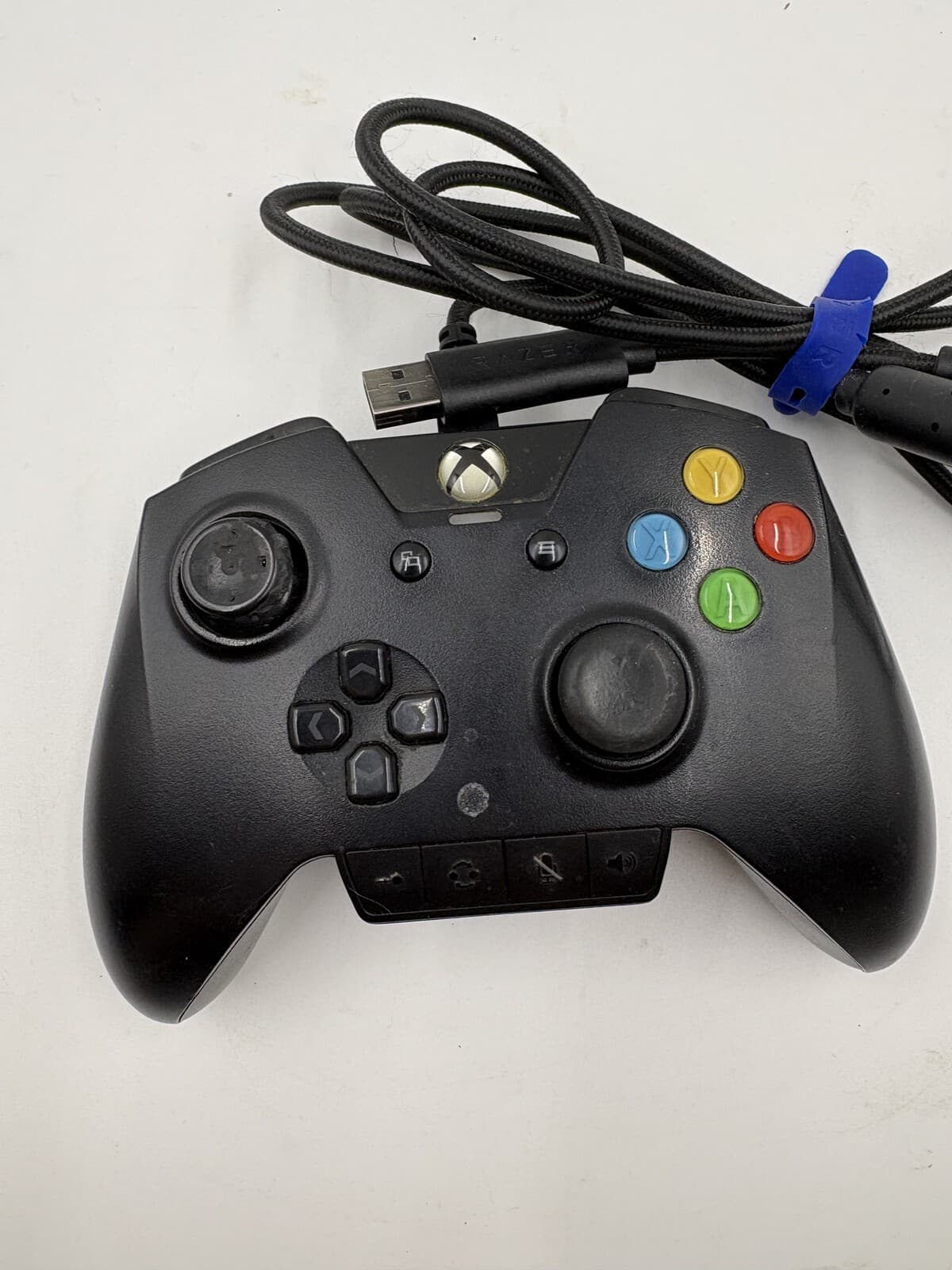 Razer Wildcat RZ06-0139 Wired Xbox One Controller For Parts