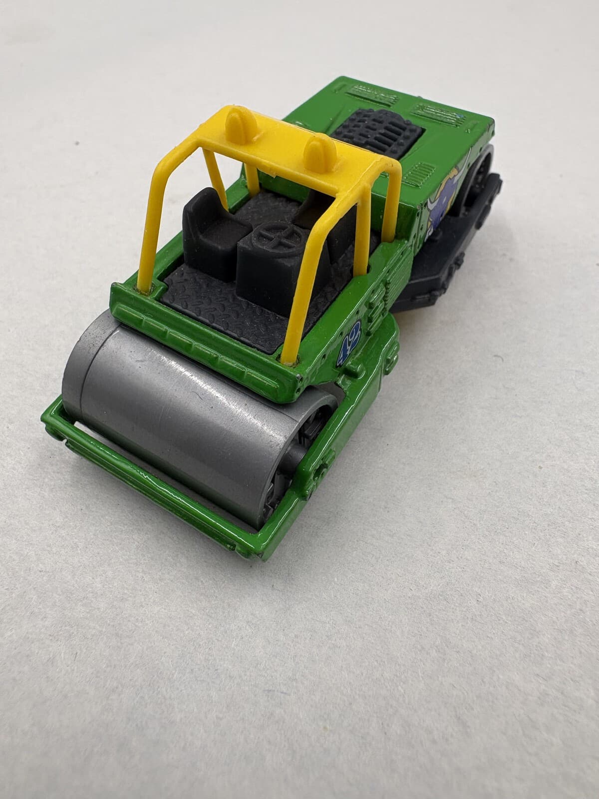 2002 Matchbox MB492 Road Roller Green Build 'n Bash Diecast