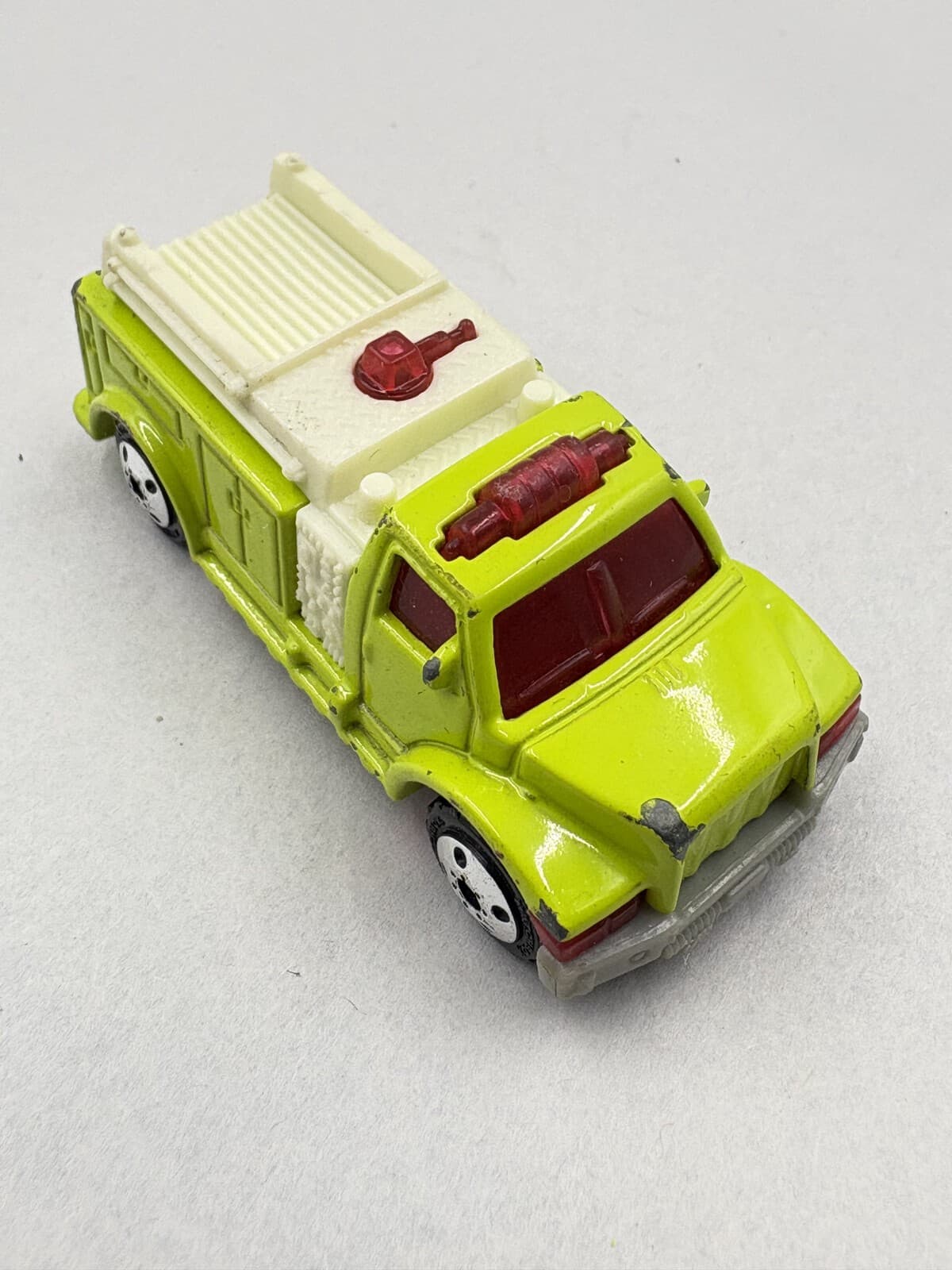 2004 Matchbox Burger King #1 Green Fire Engine Diecast Kids Meal Toy