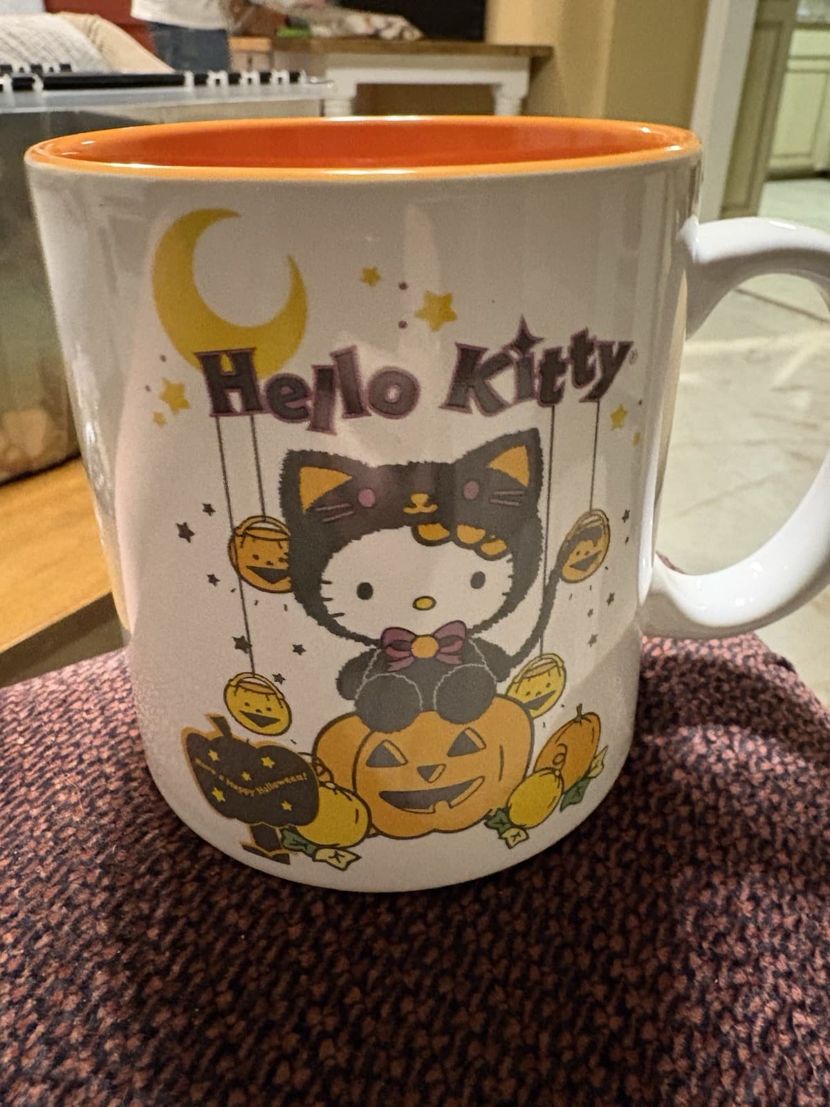 SANRIO HELLO KITTY HALLOWEEN X-LARGE CERAMIC COFFEE MUG Double Sided 20Oz NEW